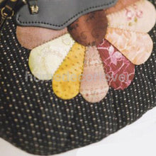 Load image into Gallery viewer, Flower Shaped Quilting Templates - stilyo