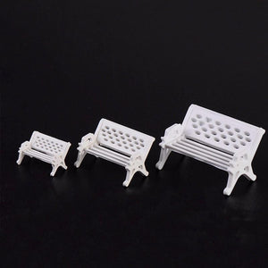 2 Mini White Garden Chair Ornaments - stilyo