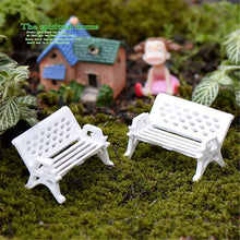 Load image into Gallery viewer, 2 Mini White Garden Chair Ornaments - stilyo
