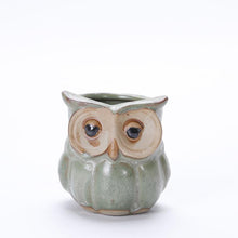 Load image into Gallery viewer, Mini Ceramic Owl Plant Pot (Random Design) - stilyo
